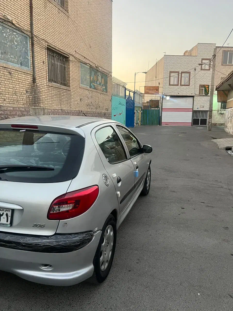 پژو ۲۰۶ مدل آخر ۸۴ درحد صفر خشک استثنایی|خودرو سواری و وانت|تهران, بهارستان|دیوار