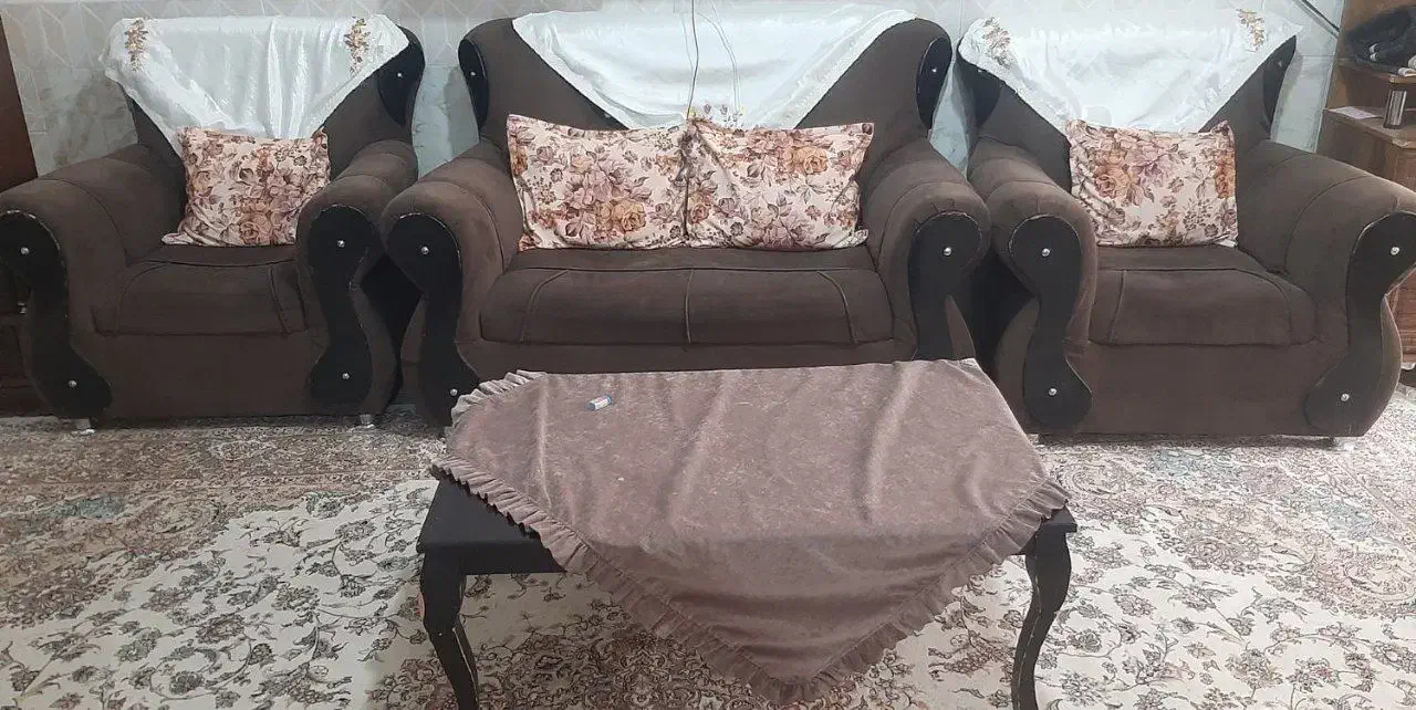 فروش مبل ۷ نفره، ساعت، میزتلویزیون|مبلمان خانگی و میز عسلی|زابل, |دیوار