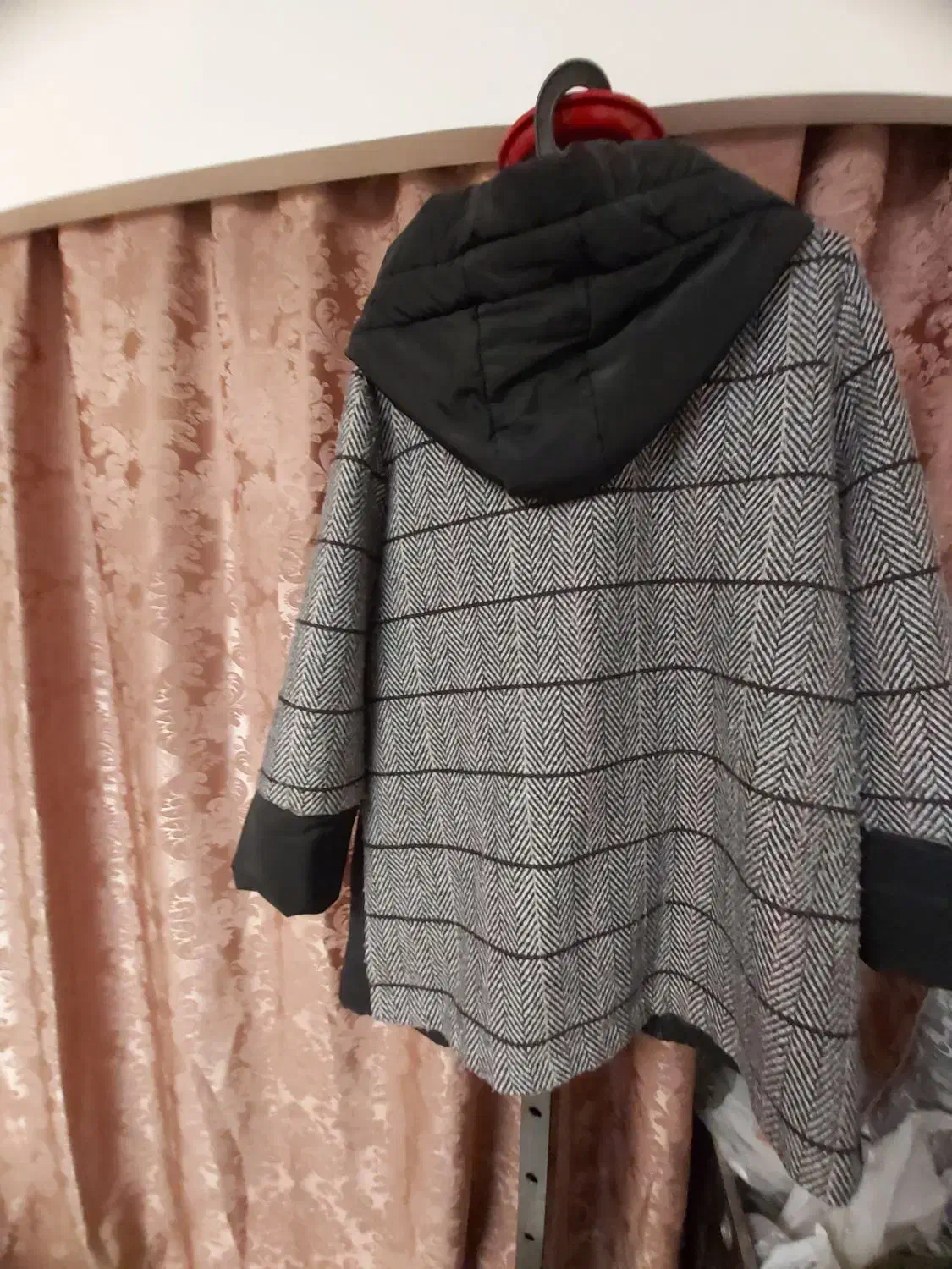 پالتوکاپشن لباس گرم تعداد زیادنو شیک|لباس|تهران, نیروی هوایی (پیروزی)|دیوار