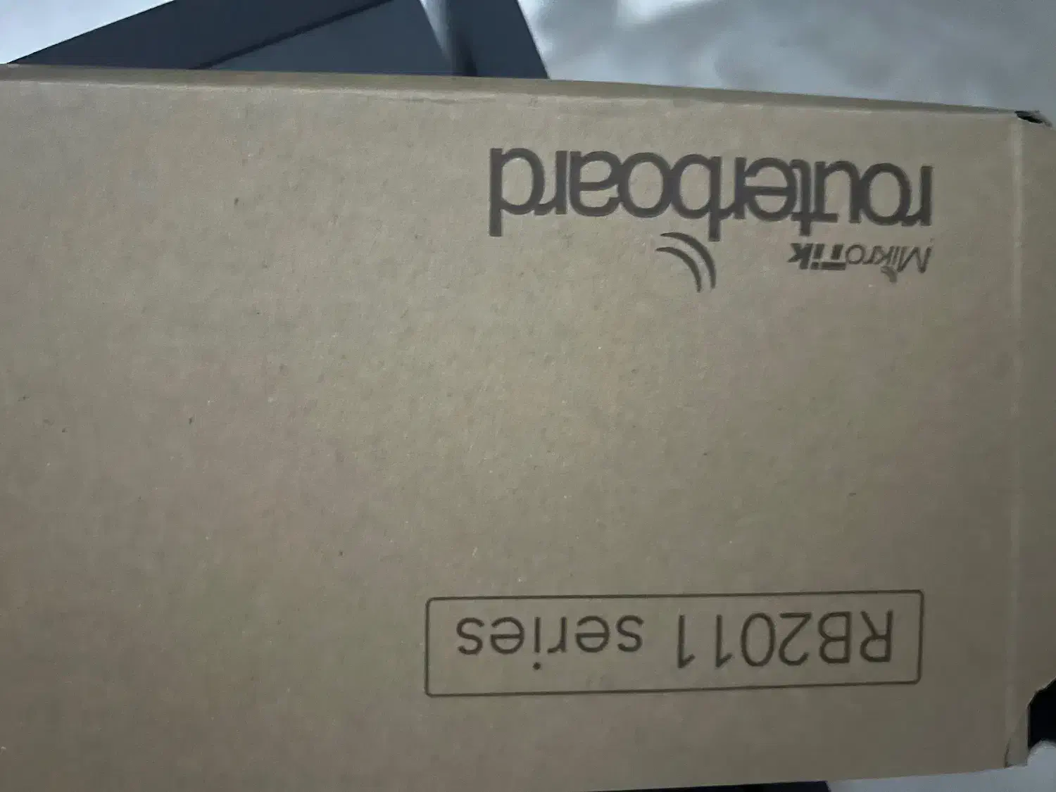 روتر بیسیم میکروتیک مدل RB2011UiAS-2HnD-IN|مودم و تجهیزات شبکه|کرج, عظیمیه|دیوار