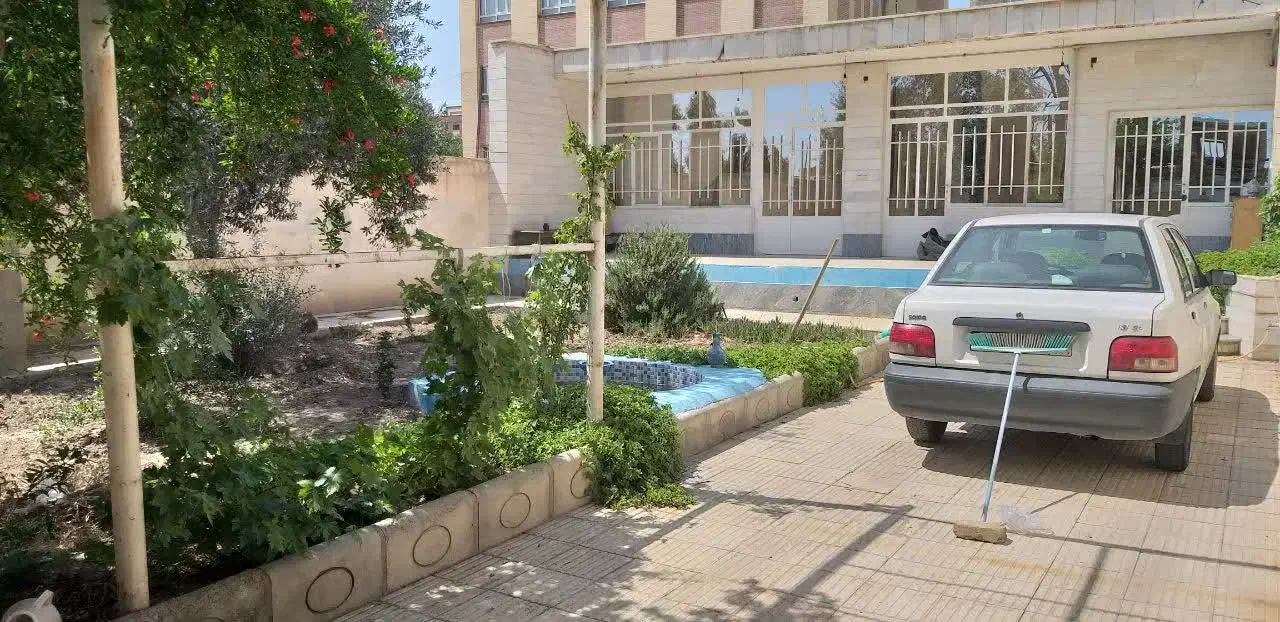 خانه ویلایی ۳۳۰ متر|فروش خانه و ویلا|شریفآباد, |دیوار