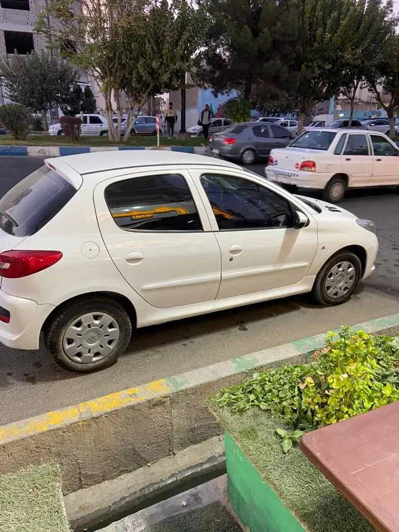 ۲۰۷ داشبورد ۲۰۶ مدل ۴۰۲ کم کار|خودرو سواری و وانت|رباط‌کریم, رباط‌کریم|دیوار