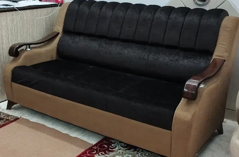 مبل در حد نو|مبلمان خانگی و میز عسلی|خرم بید, |دیوار