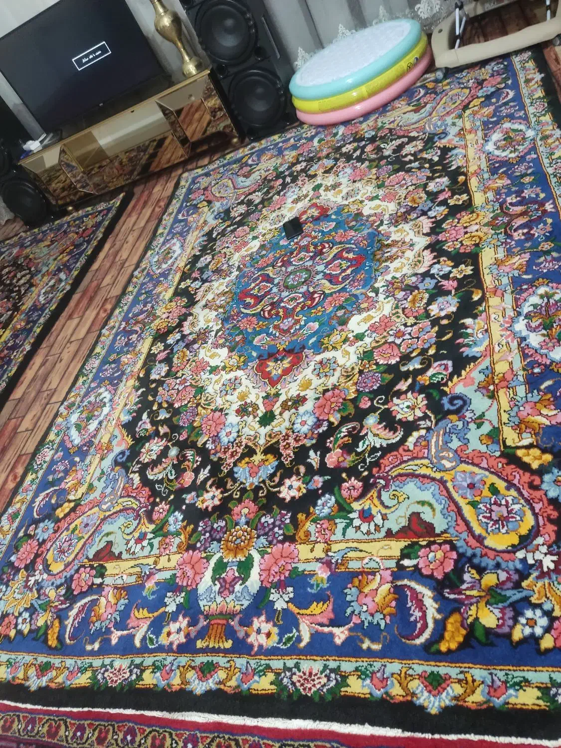 فرش طبیعی|فرش|اهر, |دیوار