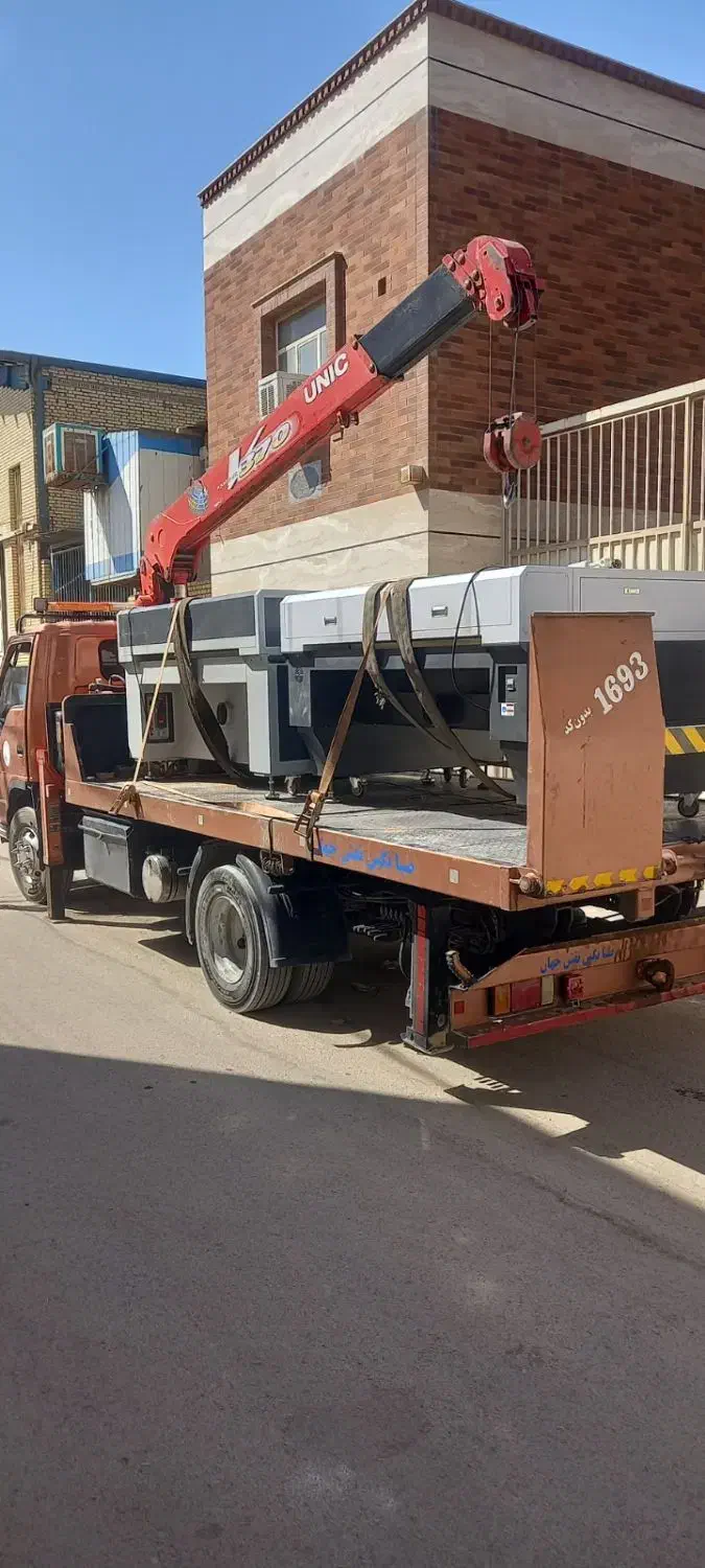 خدمات جرثقیل خودروبر جرثقیل کفی دار|خدمات حمل و نقل|اصفهان, آبشار|دیوار