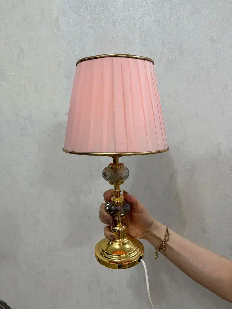 اباژور کنار تختی|چراغ خواب و آباژور|دزفول, |دیوار