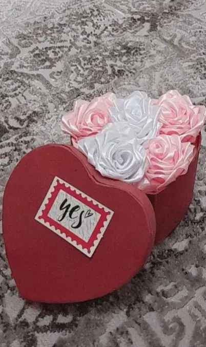 گل با ربان|گل مصنوعی|سورک, |دیوار