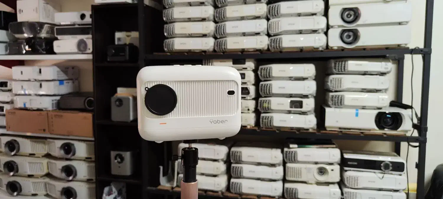 ویدیو پروژکتور با لامپ اورجینال با یکسال گارانتی|تلویزیون و پروژکتور|تهران, باغ فردوس|دیوار