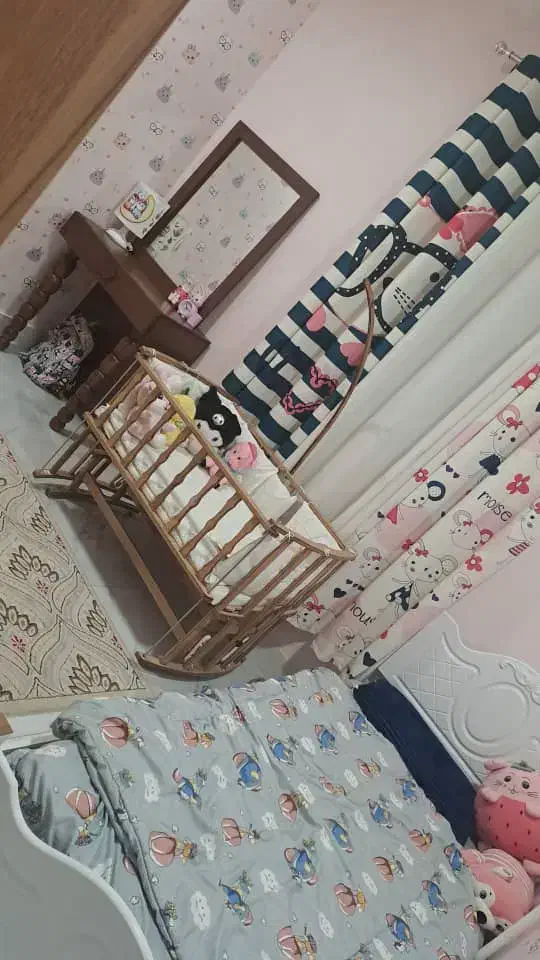 تخت خواب نوزاد تا ۴سالگی|تخت و صندلی بچه|خرمشهر, |دیوار
