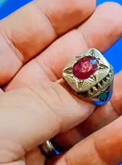 انگشتر توپاز|جواهرات|خمین, |دیوار