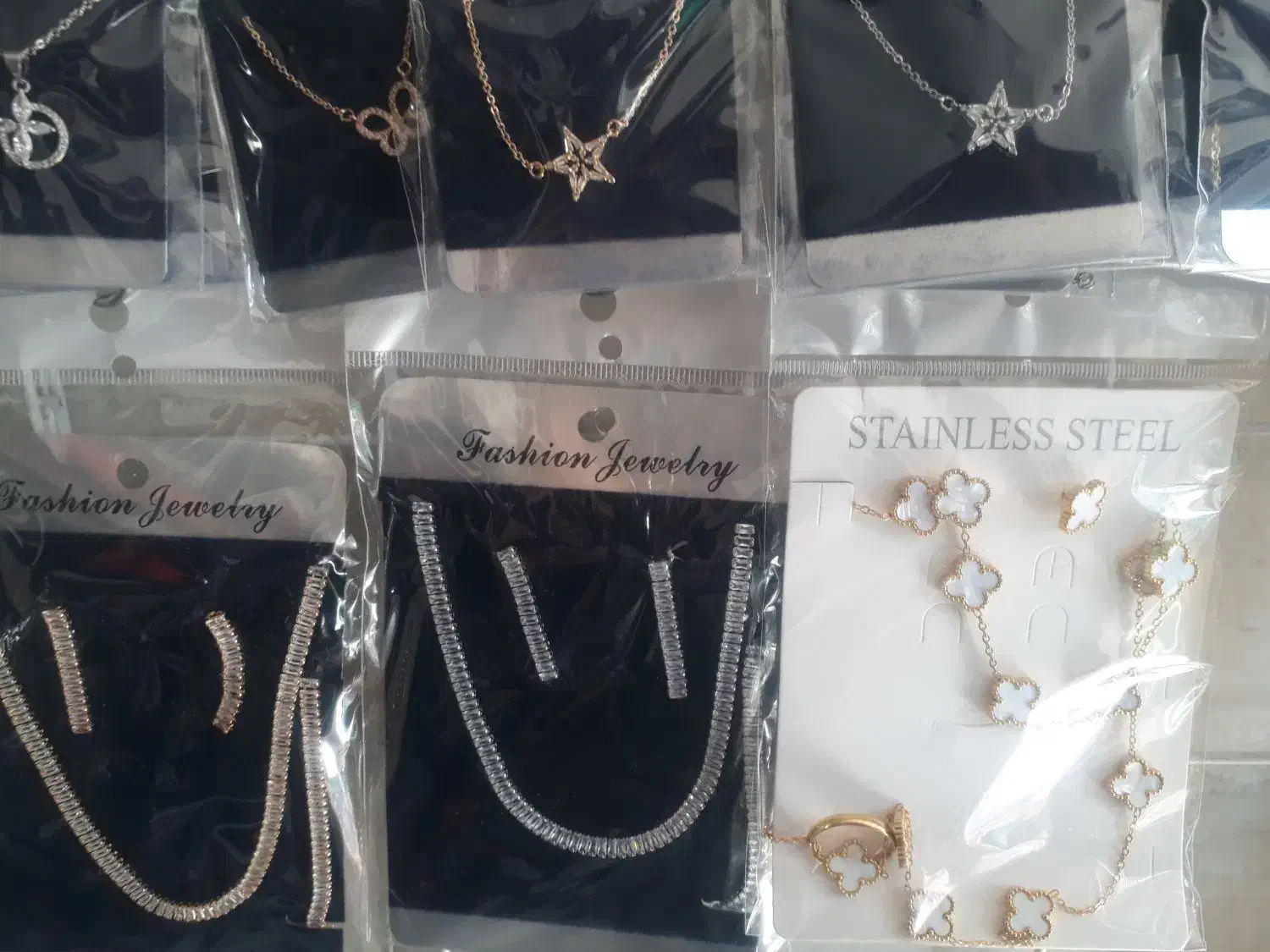 گردنبد و دستبد لبوبو باهم ۱۲۰ تومن|لباس|خرمدره, |دیوار