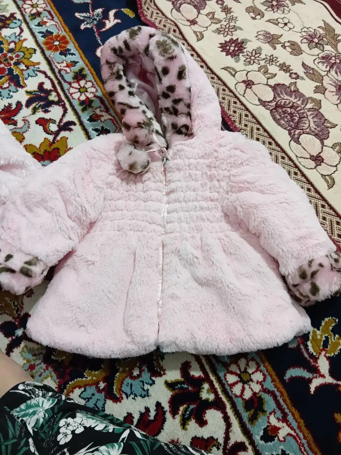 لباس نوزاد|کفش و لباس بچه|مشکیندشت, |دیوار