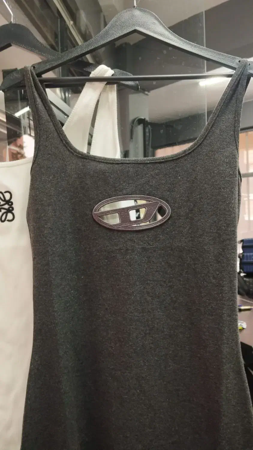 تعدادی لباس زنانه ترک بفروش میرسد|لباس|بندر انزلی, پردیس|دیوار