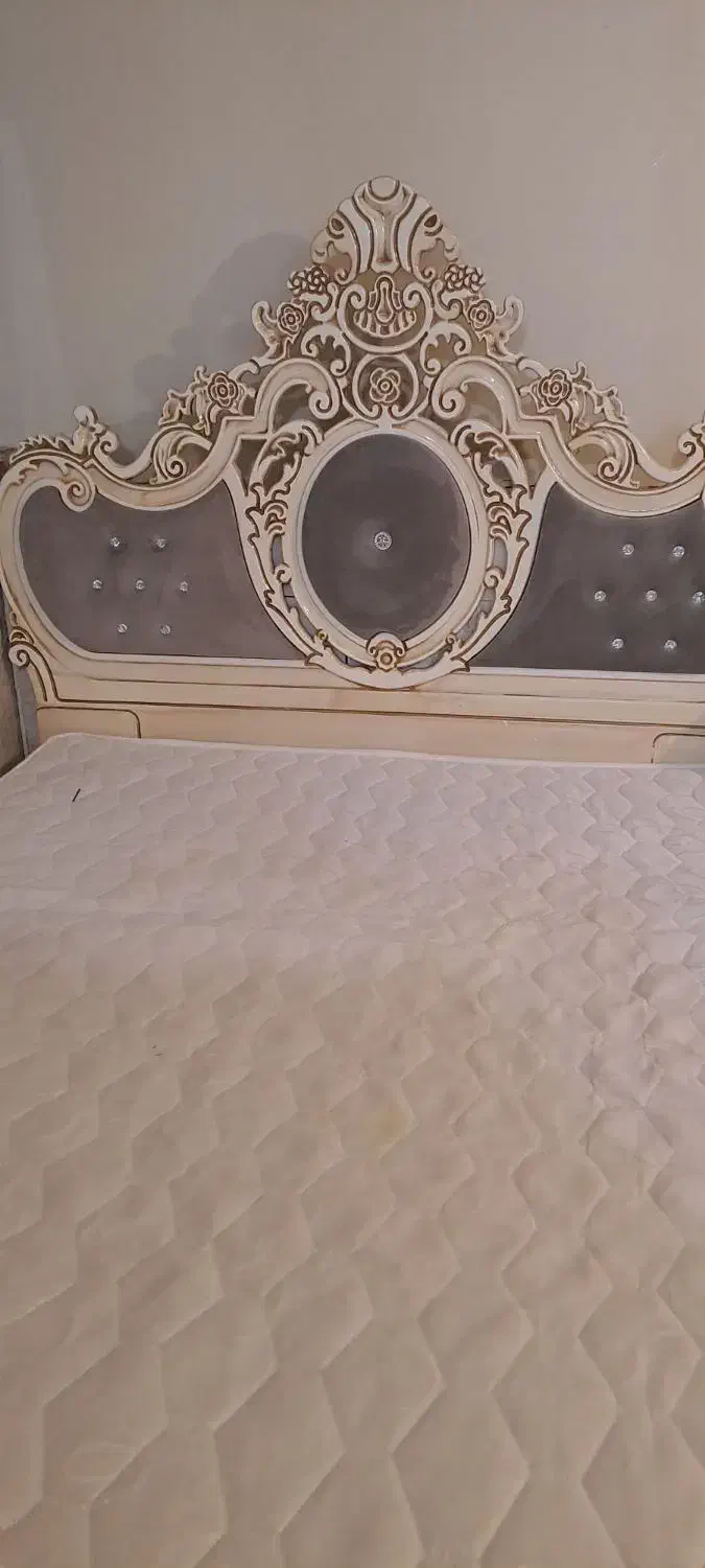 تختخواب وتشک|تخت و سرویس خواب|شهرکرد, |دیوار