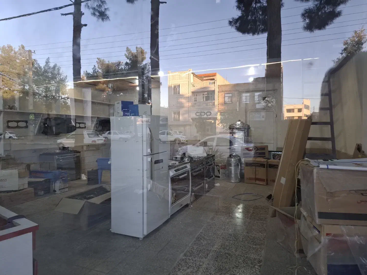 دو باب مغازه 70 متری بلواراصلی سپاه نبش خ بهار|اجارهٔ مغازه و غرفه|کوهدشت, |دیوار