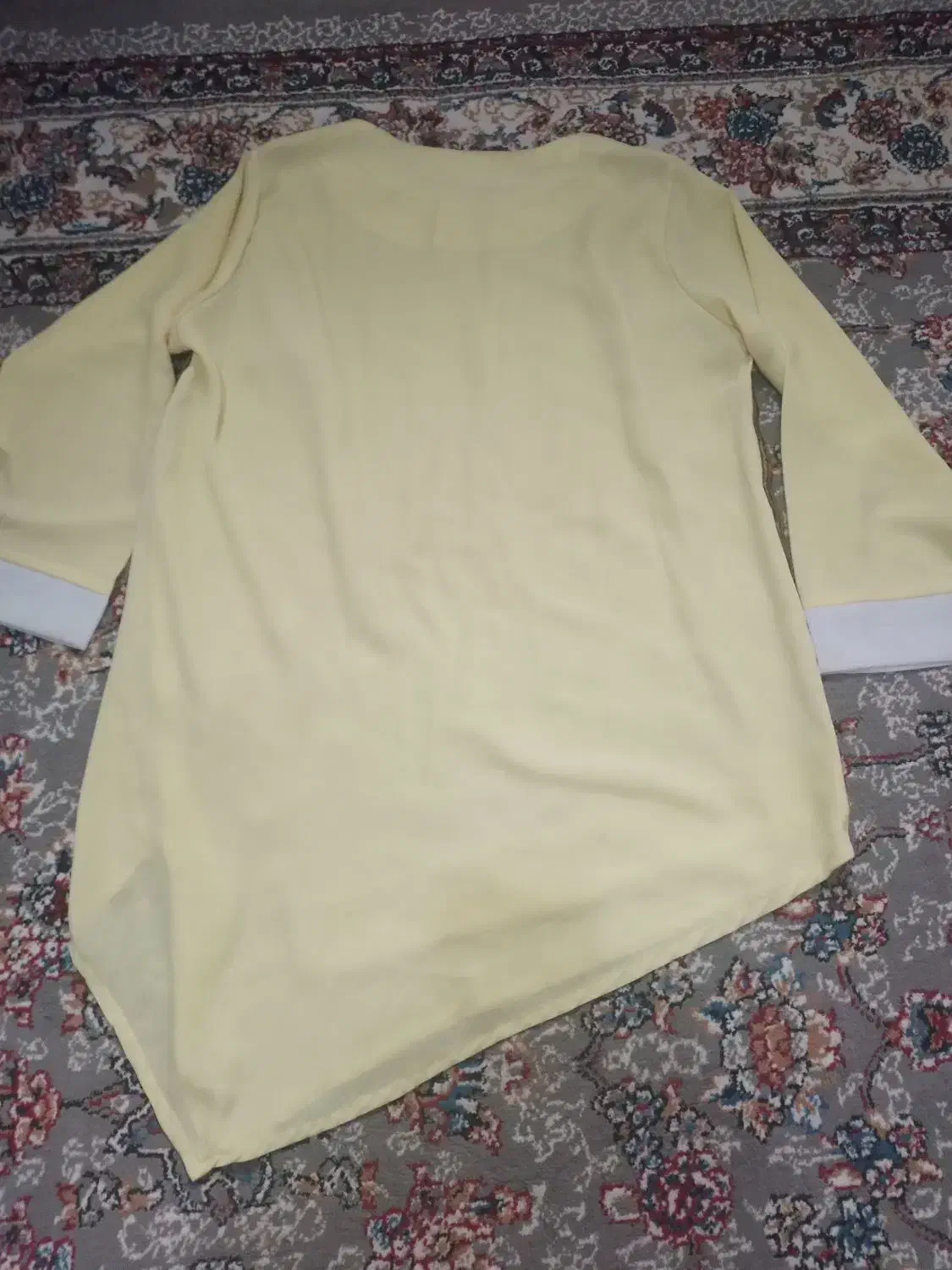 پافر و یه سری لباس در حد نو ۵۰ تومان|لباس|رشت, نامجو|دیوار