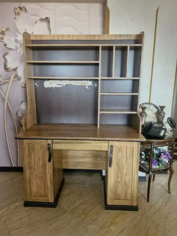 فروش میز تحریر فوری|میز تحریر و کامپیوتر|تهران, حشمتیه|دیوار