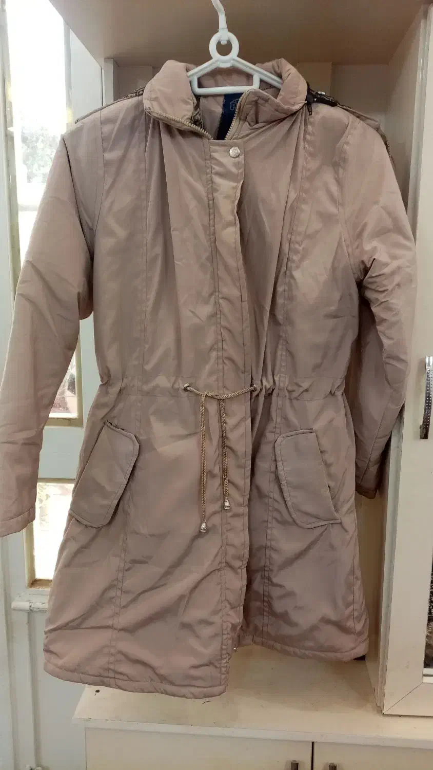 بارونی|لباس|نیشابور, شهرک اندیشه|دیوار