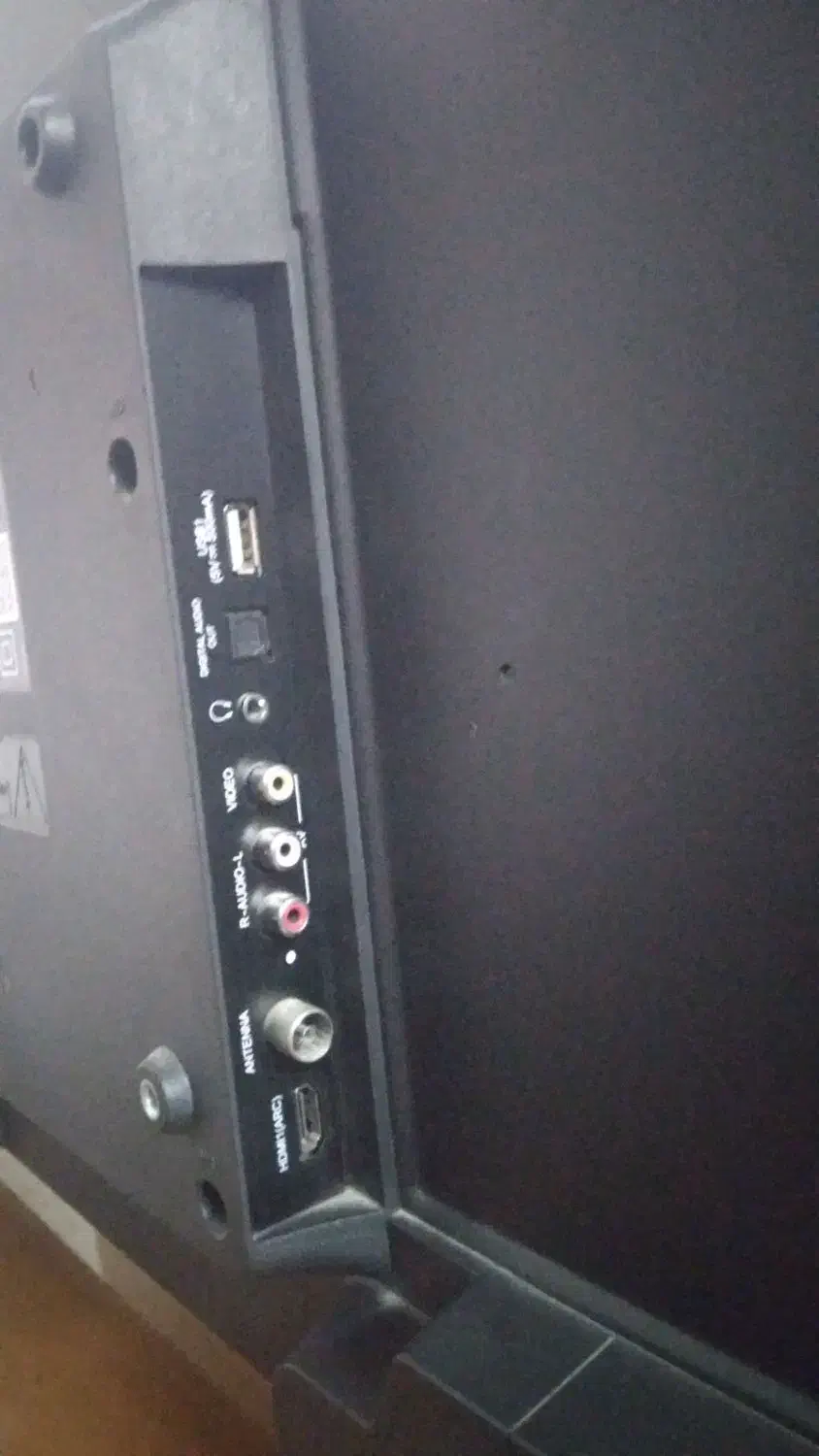 تلویزیون۴۲جی پلاس|تلویزیون و پروژکتور|بروجرد, |دیوار