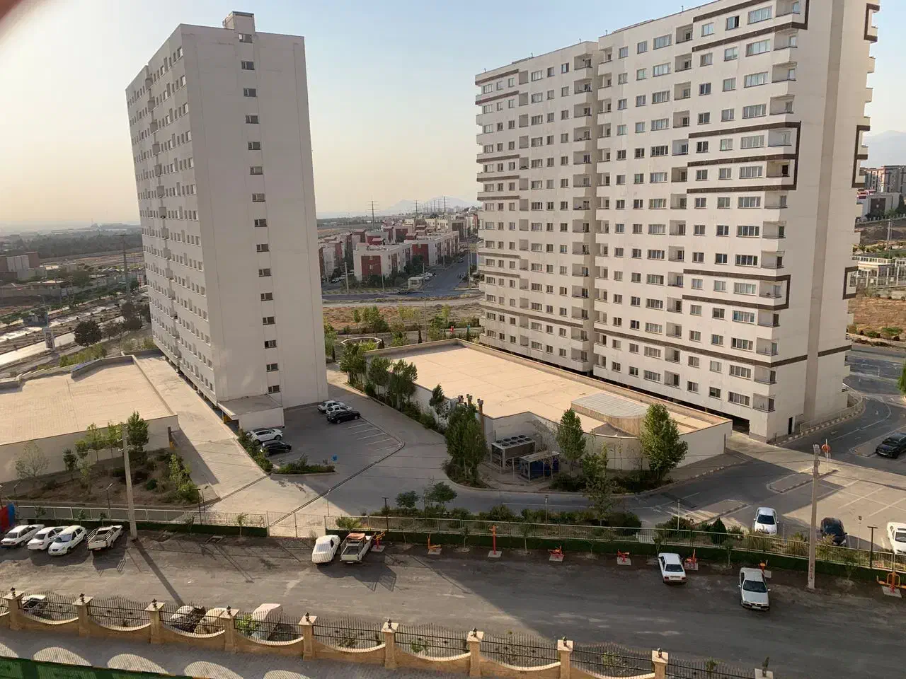 دانیال پارک/واحد۹۰متری/خام/|فروش آپارتمان|هشتگرد, شهرک ایران خودرو|دیوار