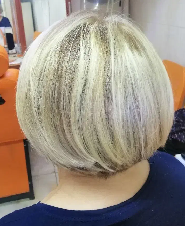 لایت موخوره گیری ناخن میکرو میکاپ کوتاهی|خدمات آرایشگری و زیبایی|تبریز, |دیوار