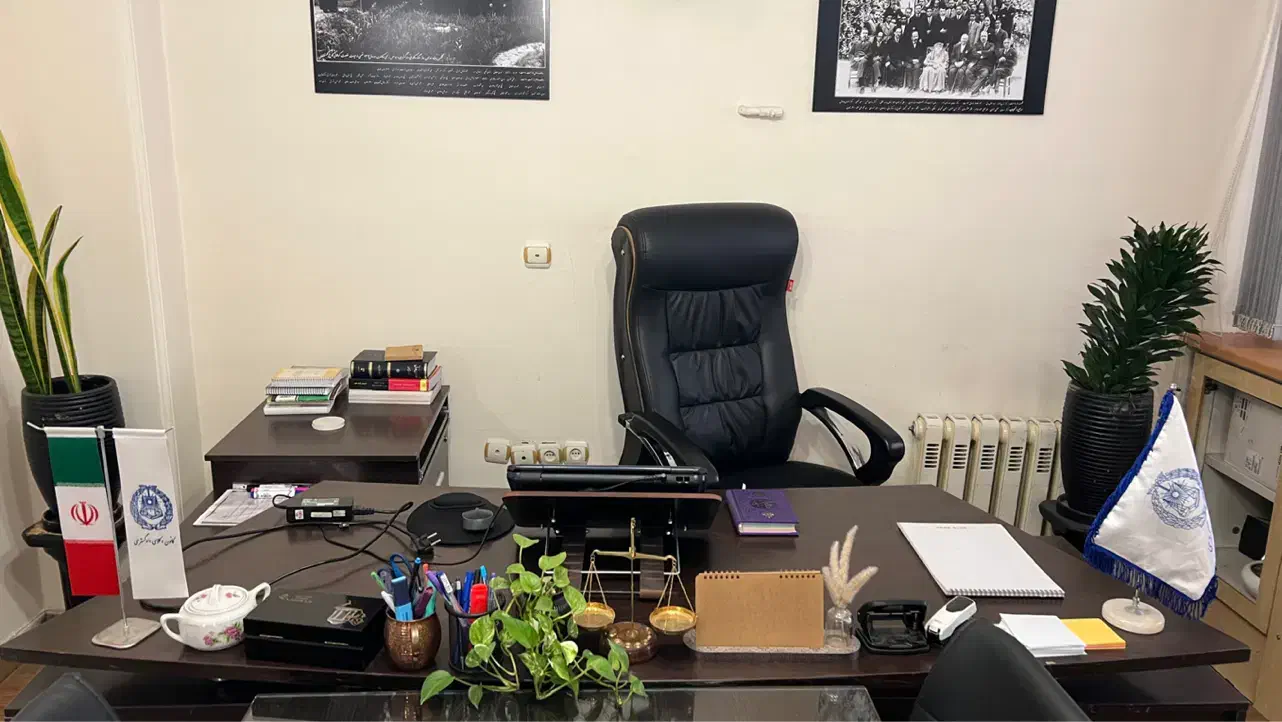 فروش ست کامل مجموعه، میز و صندلی اداری دستدوم|مبلمان اداری|تهران, صادقیه|دیوار