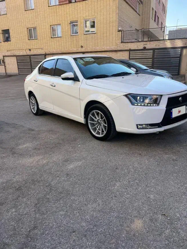 دنا پلاس|خودرو سواری و وانت|شهرکرد, |دیوار