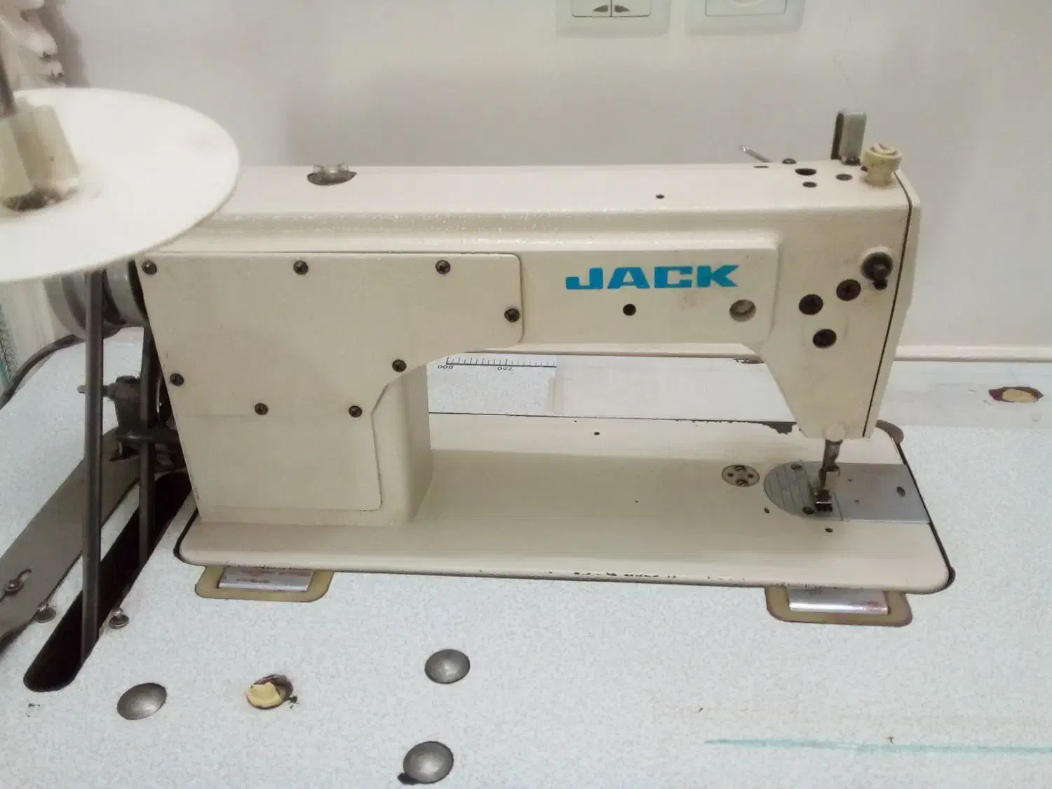 چرخ راسته صنعتی|چرخ خیاطی و ریسندگی|روداب, |دیوار