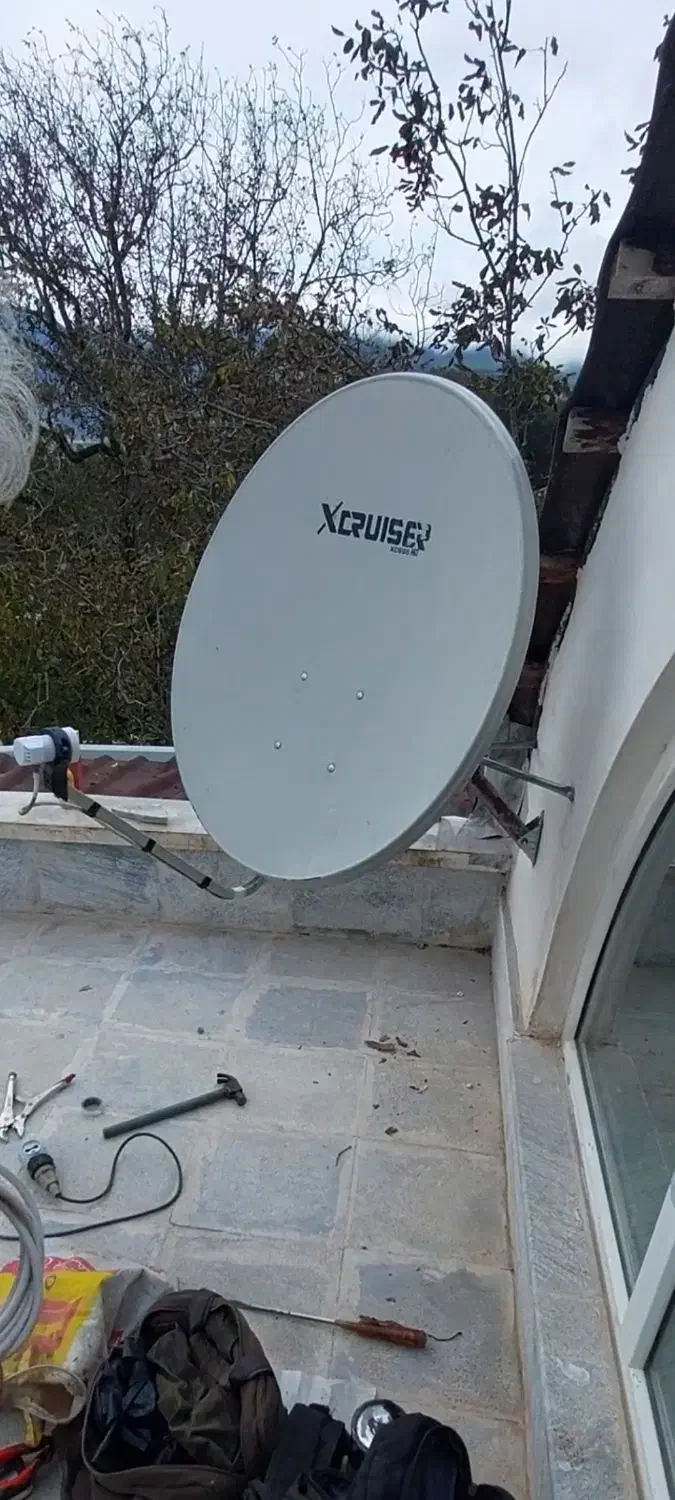 نصب آنتن ثابت و گردان|خدمات پیشه و مهارت|رشت, دباغیان|دیوار