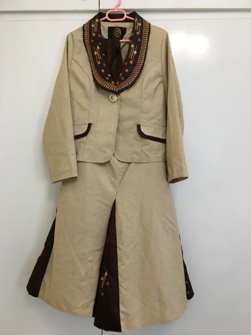 لباسهای مجلسی|لباس|گنبد کاووس, |دیوار