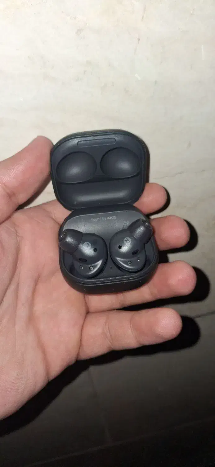 گلکسی بادز 2پرو|لوازم جانبی موبایل و تبلت|اصفهان, کوی گلزار|دیوار