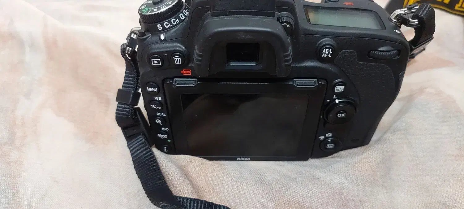 دوربین حرفه ای نیکن|دوربین عکاسی و فیلمبرداری|زاهدان, |دیوار