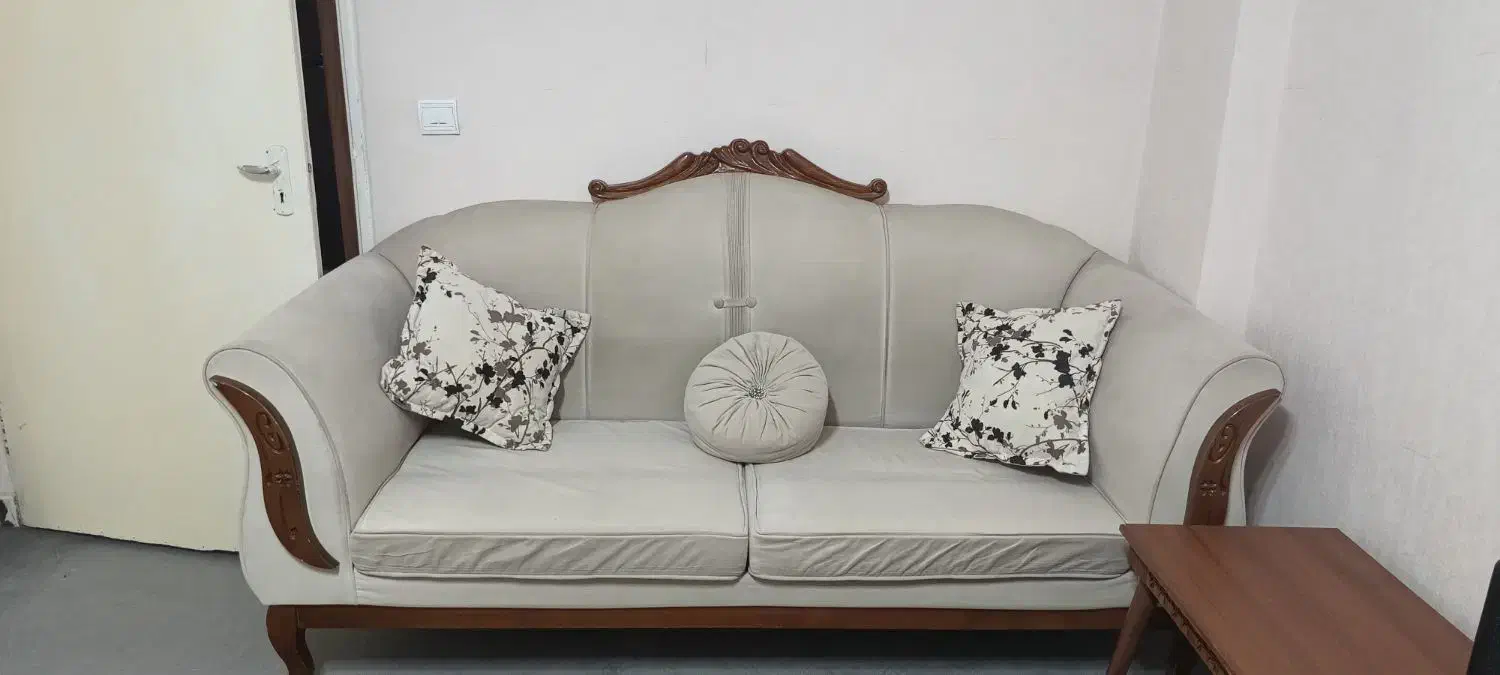 مبل هفت نفره|مبلمان خانگی و میز عسلی|پاکدشت, پارچین|دیوار