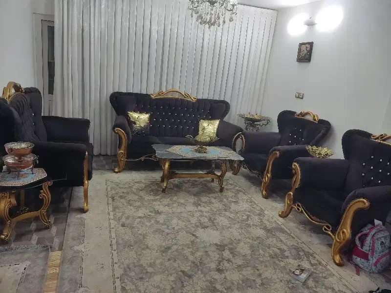 مبل راحتی هفت نفره|مبلمان خانگی و میز عسلی|ورامین, شهرک مدرس|دیوار