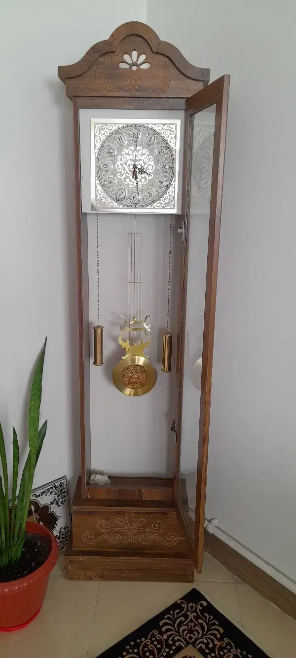 ساعت ایستاده|ساعت دیواری و تزئینی|محمدشهر, محمدشهر|دیوار