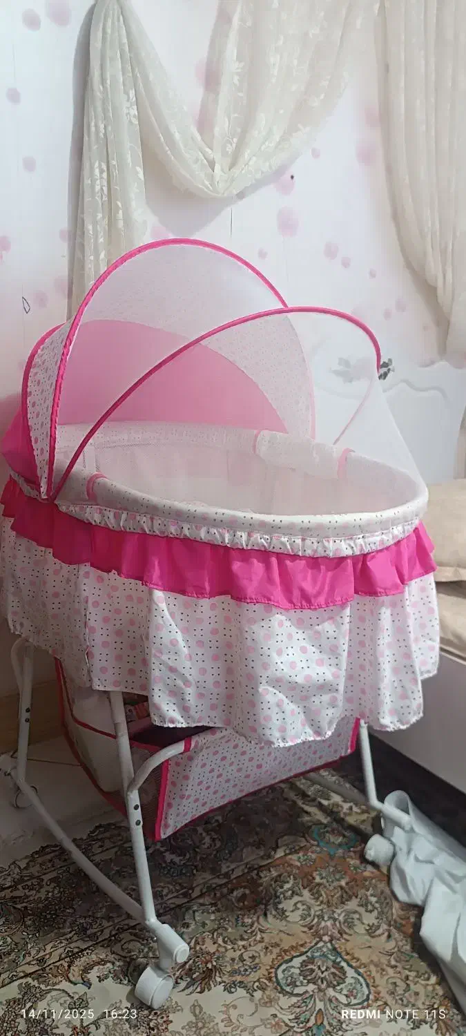 گهواره|تخت و صندلی بچه|سنندج, |دیوار