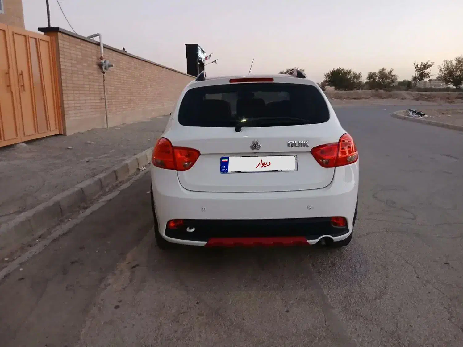 کوییک rمدل 1400|خودرو سواری و وانت|اصفهان, کوی میلاد|دیوار