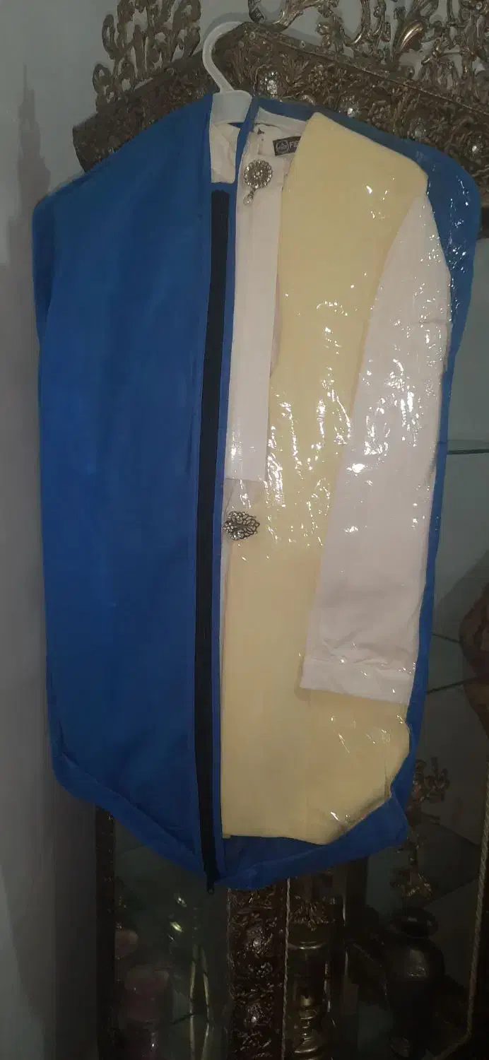 لباس|لباس|رشت, پورسینا|دیوار