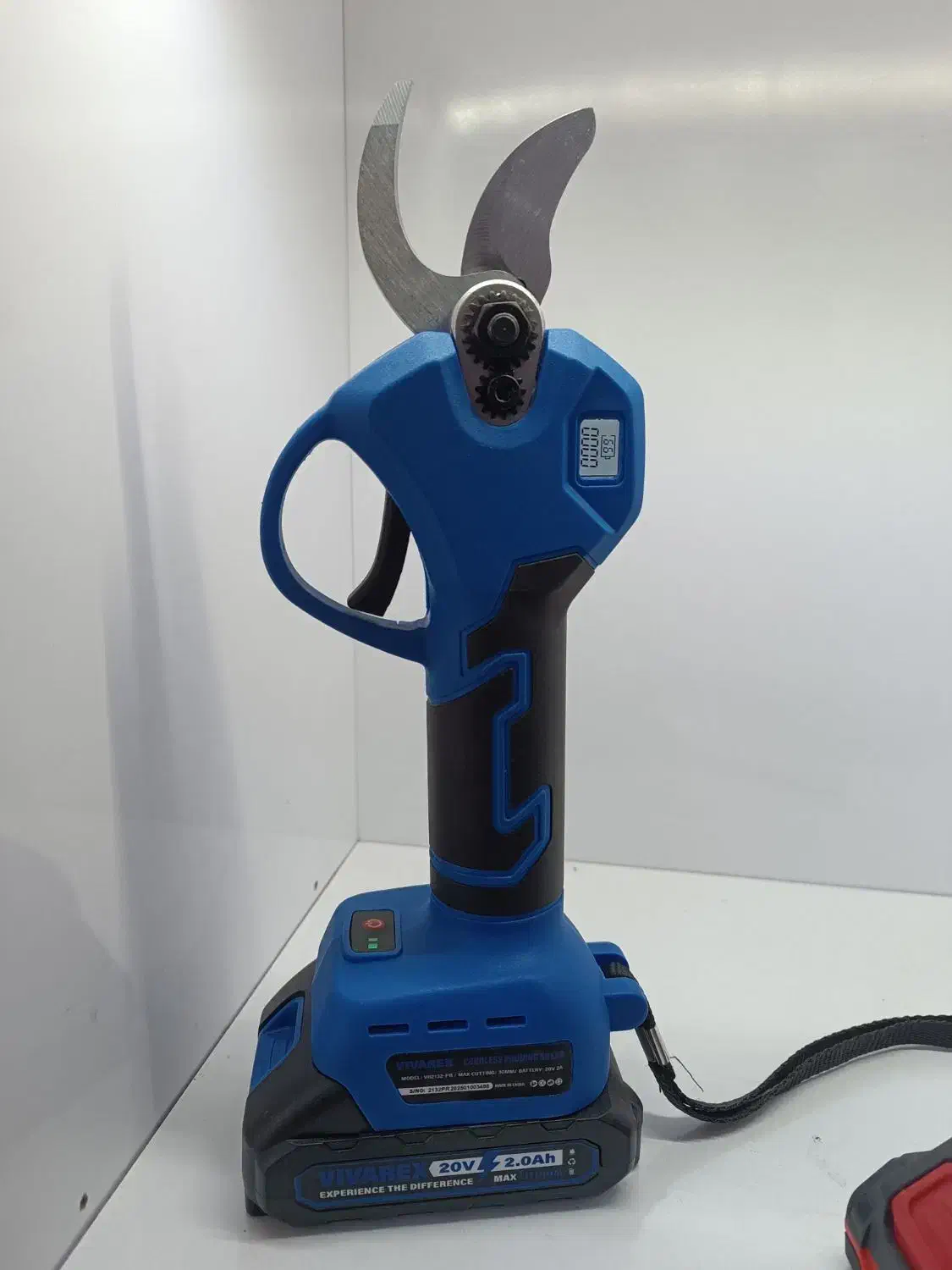 قیچی باغبانی شارژی و اره شارژی|ماشین‌آلات صنعتی|سبزوار, امیریه|دیوار