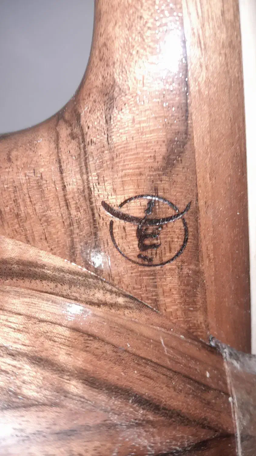 کمانچه استاد بنائیان در حد نو|سازهای سنتی|ازنا, |دیوار