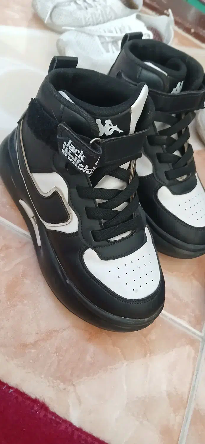 کفش بچگانه|کفش و لباس بچه|کاشمر, |دیوار