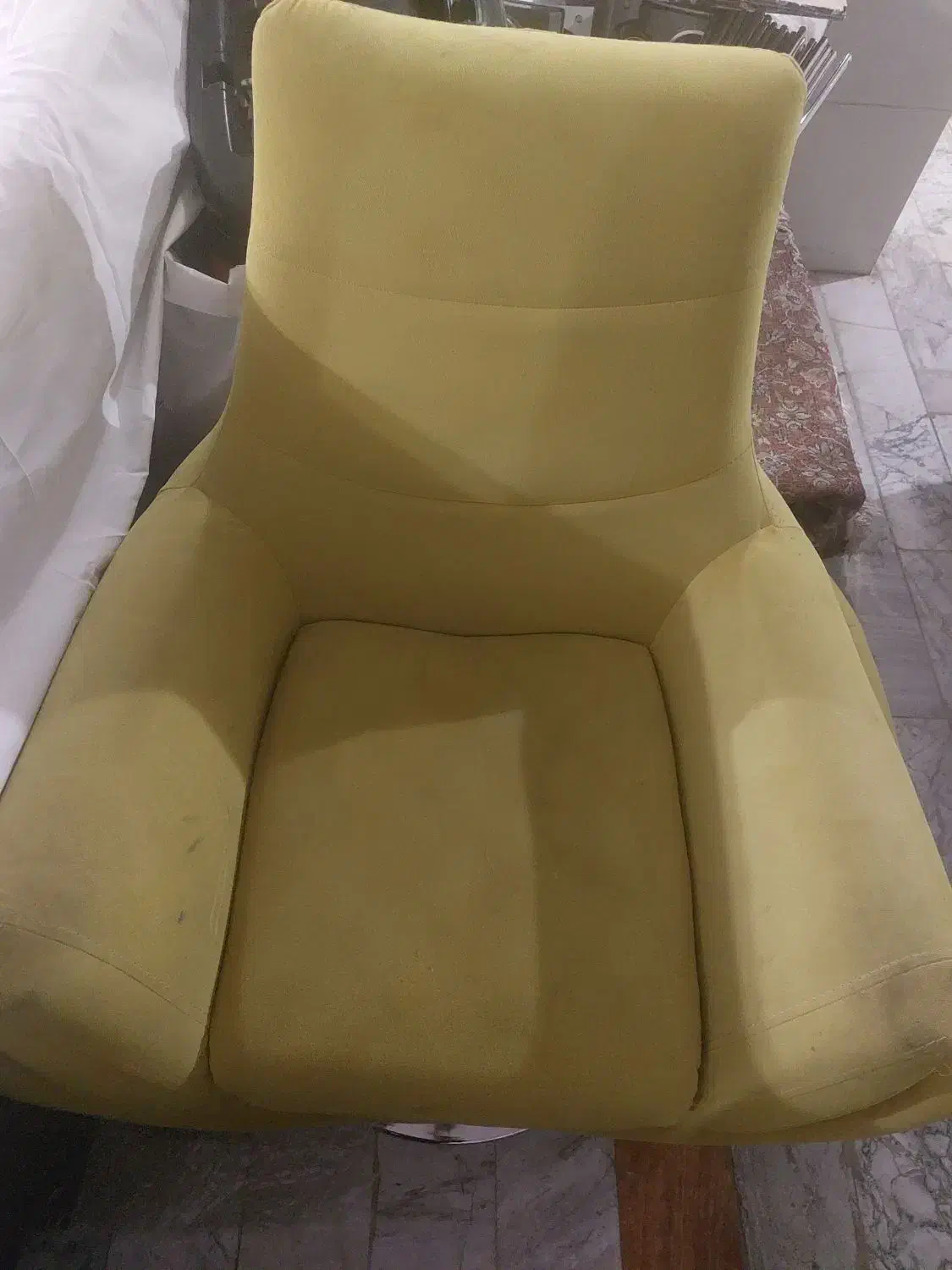 مبل تک نفره چرخان|مبلمان خانگی و میز عسلی|اردبیل, |دیوار