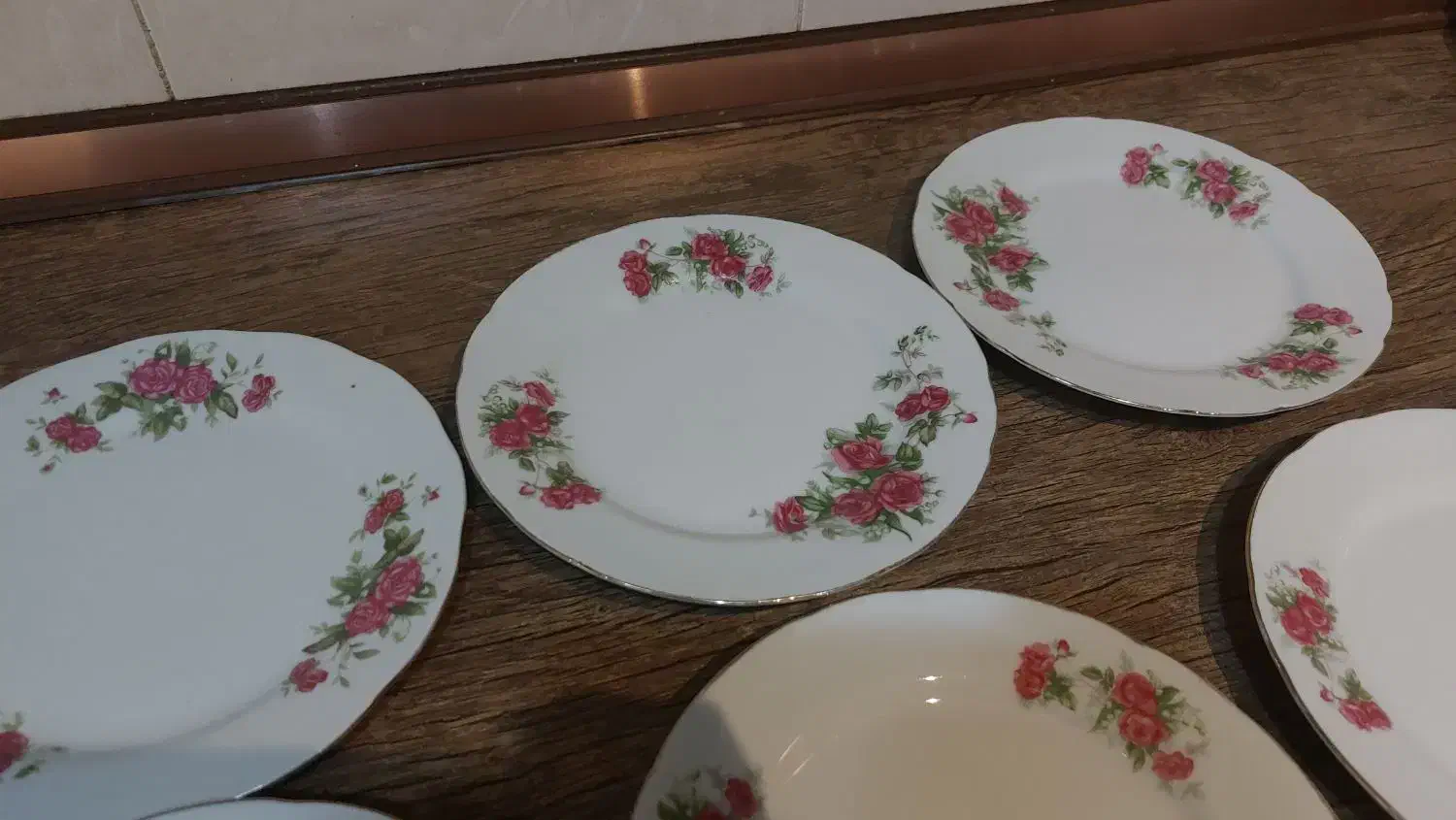 ۶ عدد پیش دستی گل سرخی|ظروف سرو و پذیرایی|تهران, علم و صنعت|دیوار