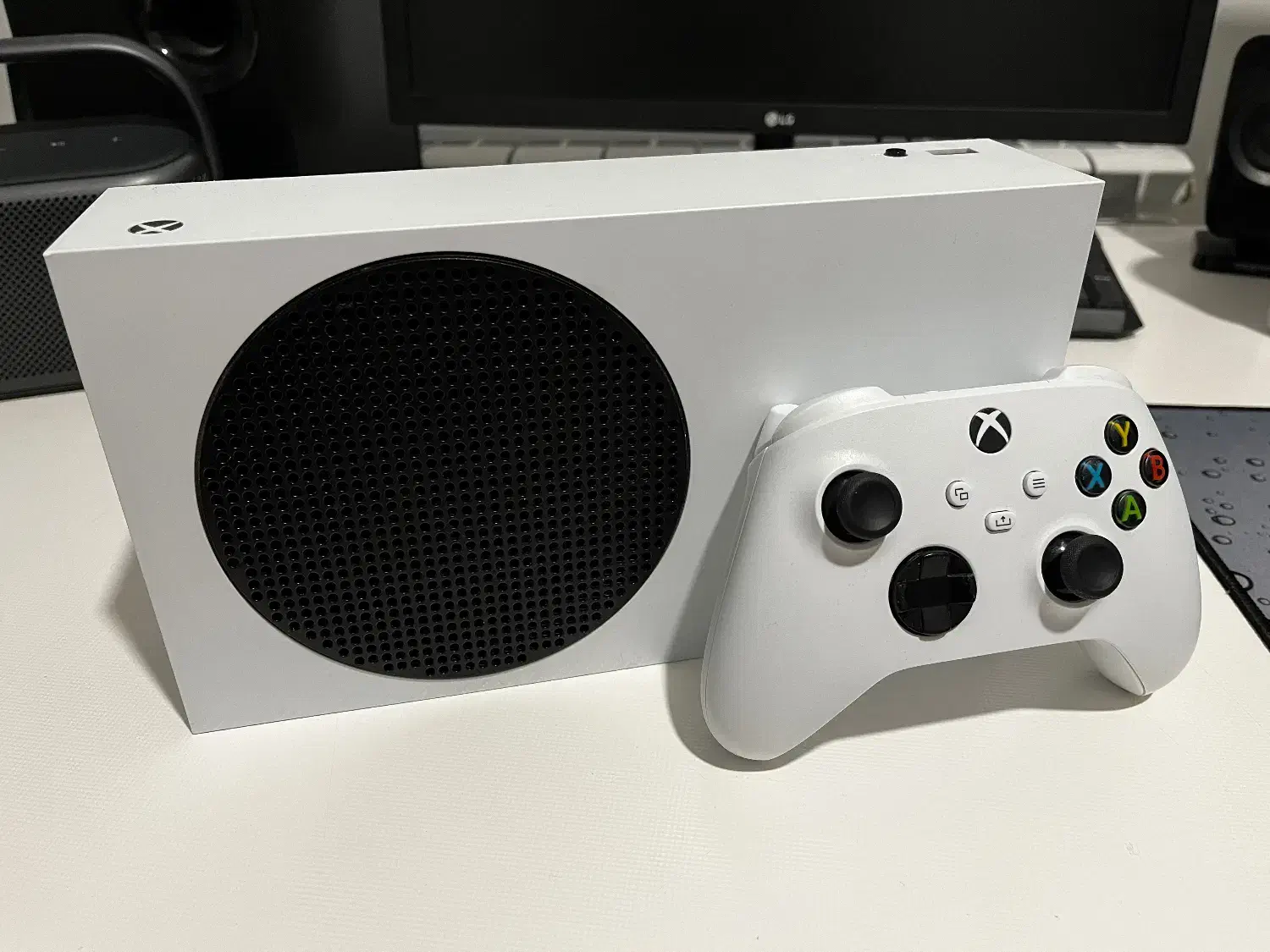 Xbox series s|کنسول، بازی ویدئویی و آنلاین|شیراز, اصلاحنژاد|دیوار