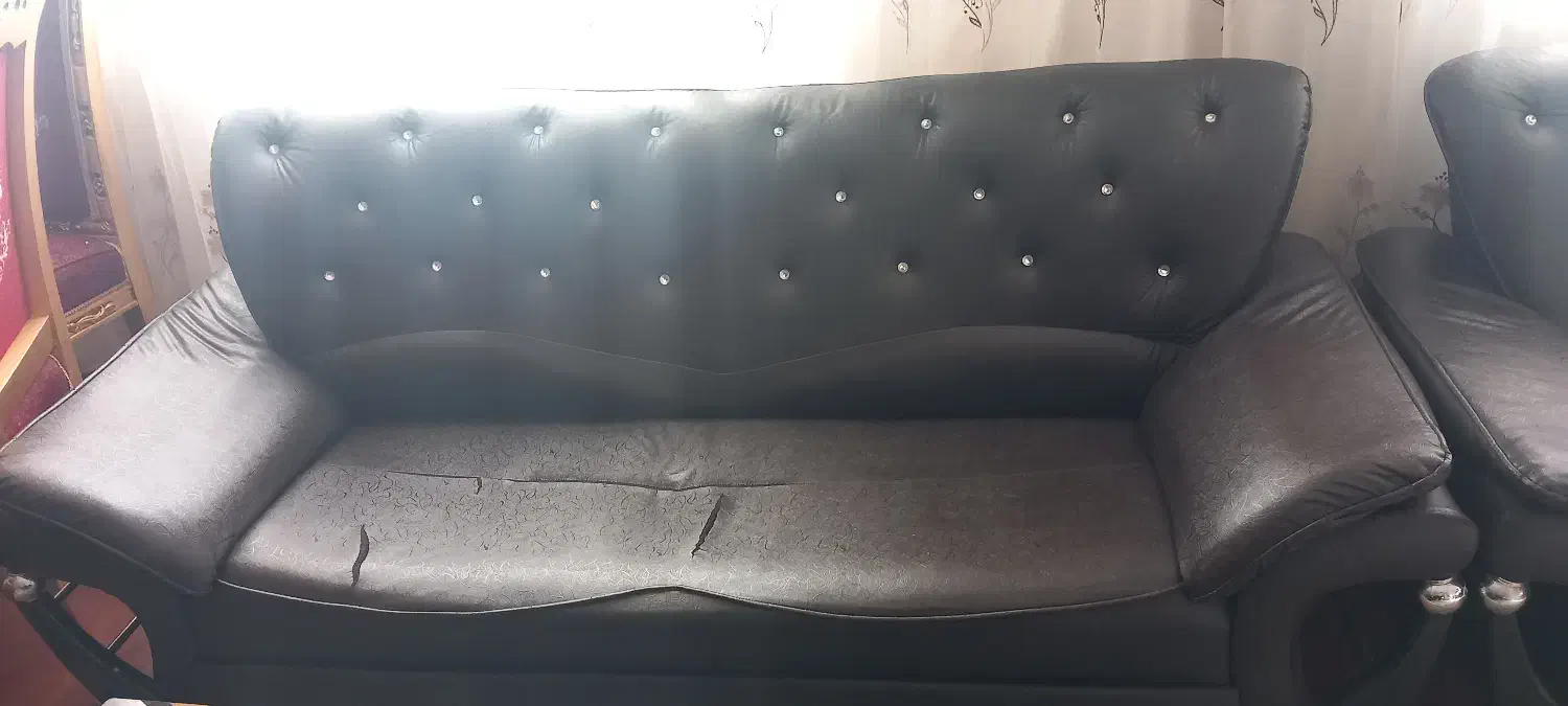 مبلمان مشکی چرم|مبلمان خانگی و میز عسلی|مشهد, نیروی هوایی|دیوار