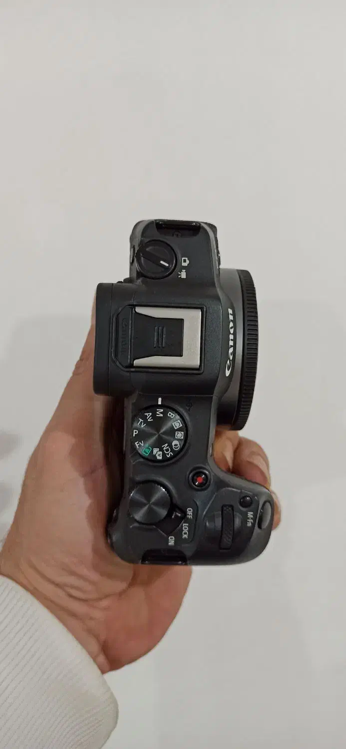 canon R8|دوربین عکاسی و فیلم‌برداری|تهران, منیریه|دیوار