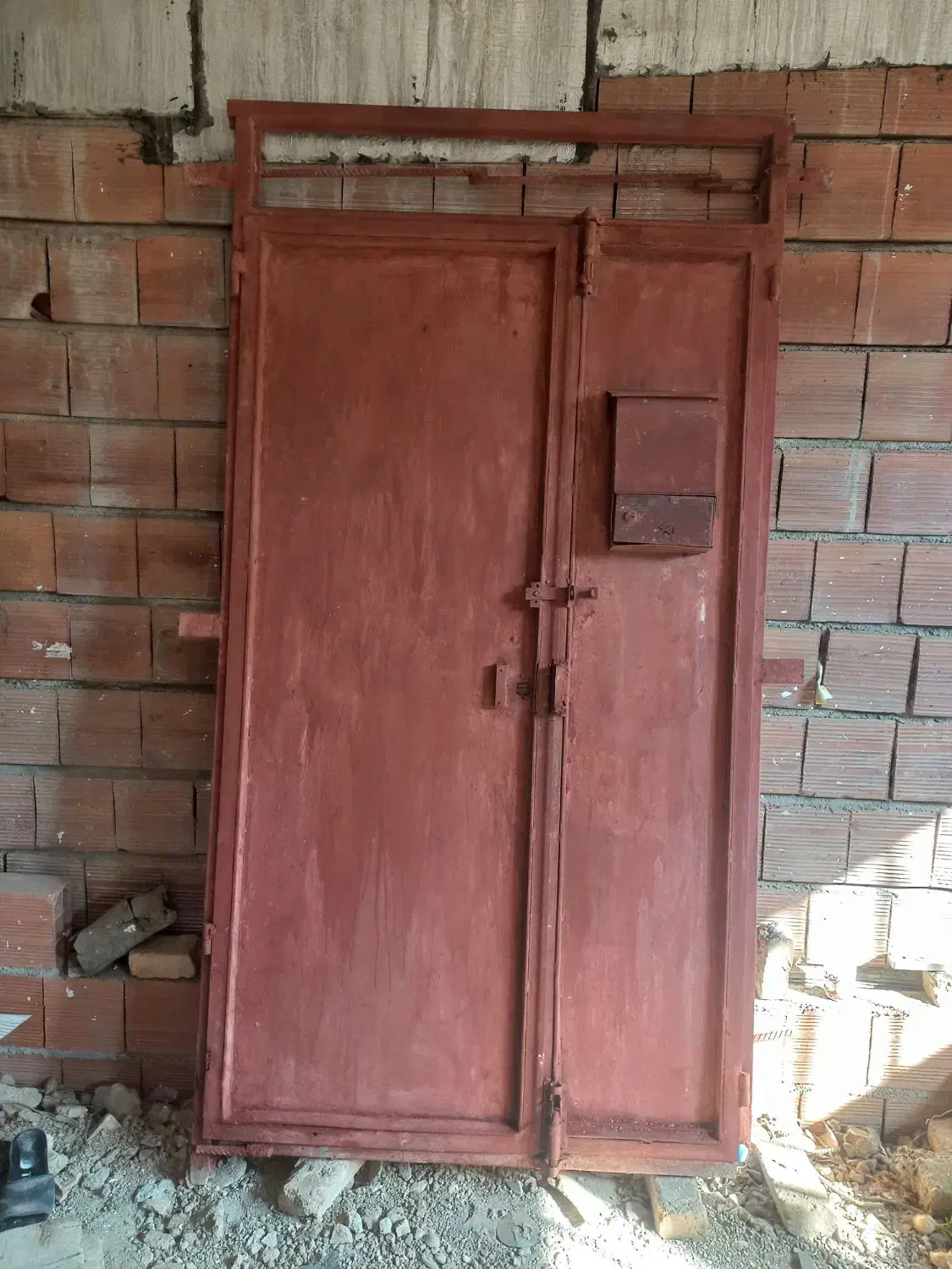 درب آهنی و درب چوبی|مصالح و تجهیزات ساختمان|گرگان, |دیوار