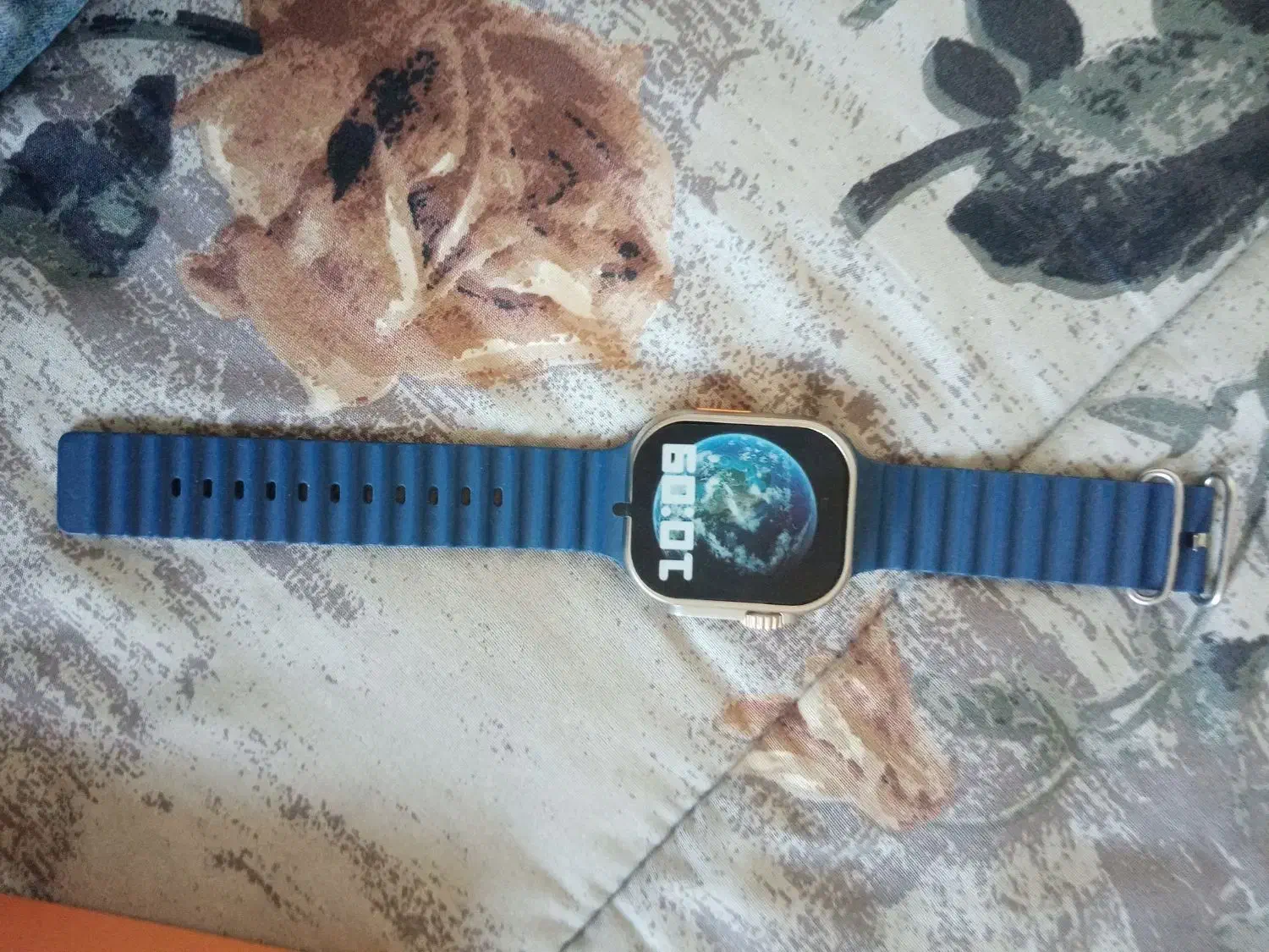 ساعت هوشمند|ساعت|گلبهار, شهر جدید گلبهار|دیوار