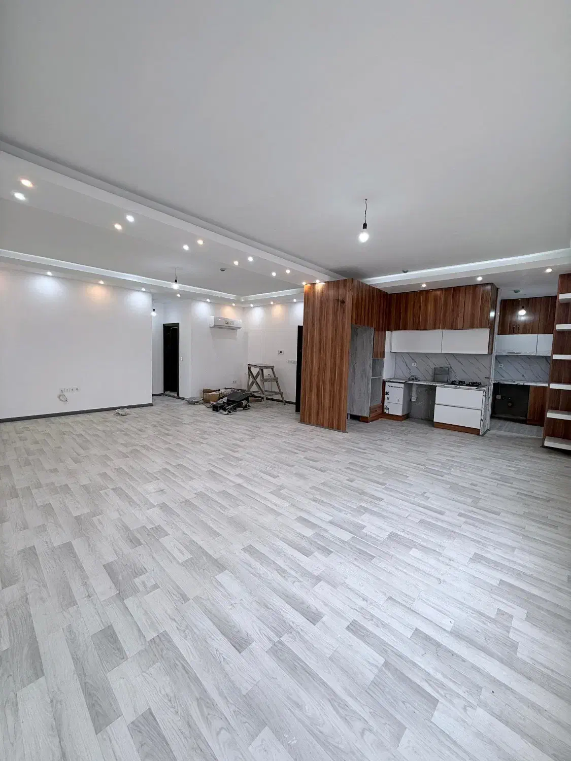 آپارتمان127متر/نوساز/خوش ساخت/طبقه آخر/کوی اساتید|فروش آپارتمان|رشت, پستک|دیوار