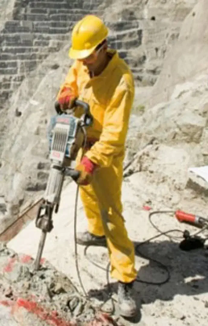 تخریب بتن جوشکاری سیار،شیارزنی،حمل نخاله ساختمانی|خدمات پیشه و مهارت|بندر گناوه, |دیوار